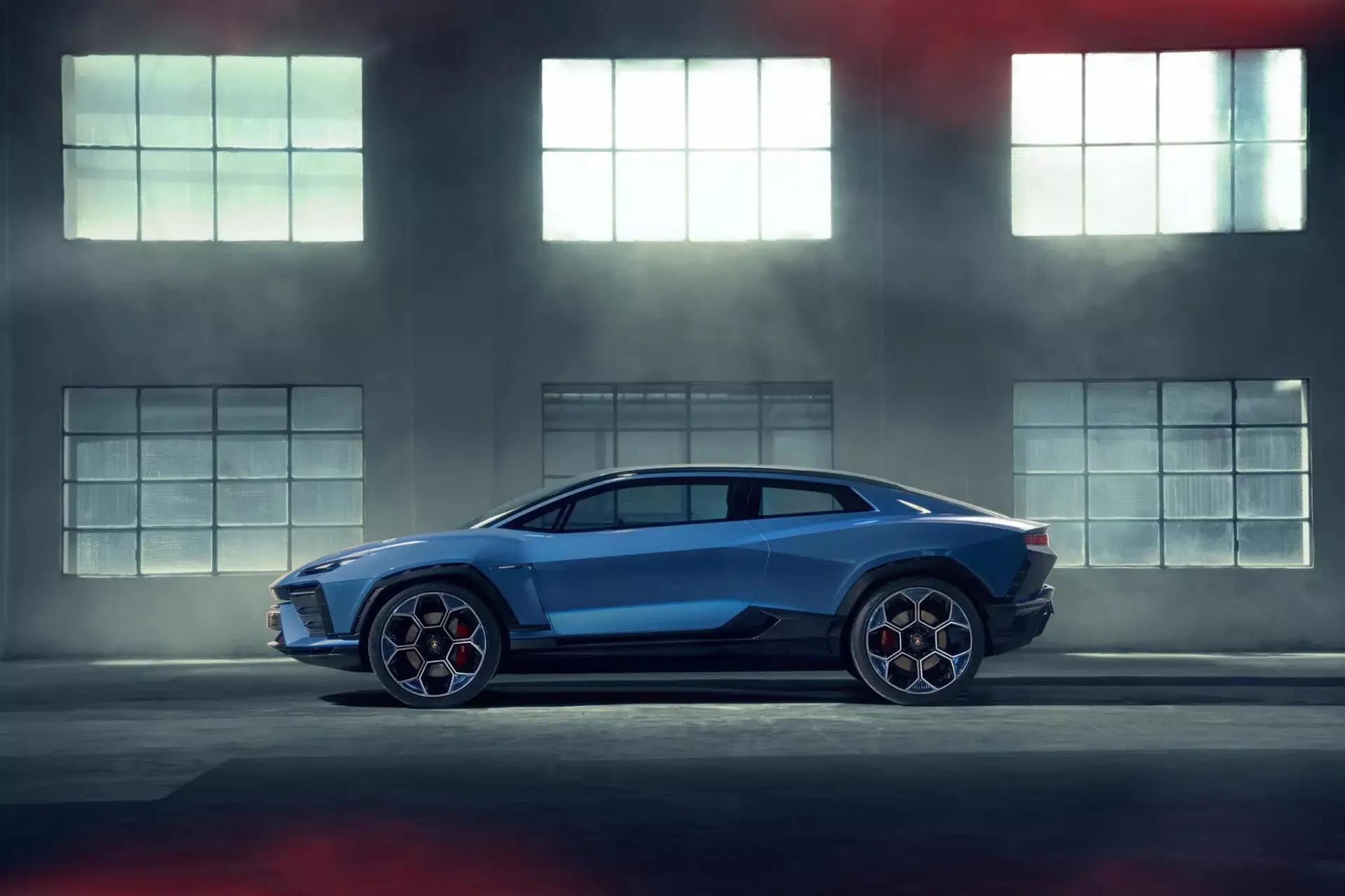 Lamborghini Lanzador PHEV