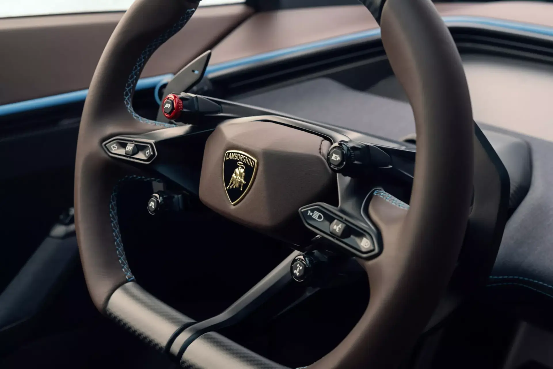Lamborghini Lanzador PHEV