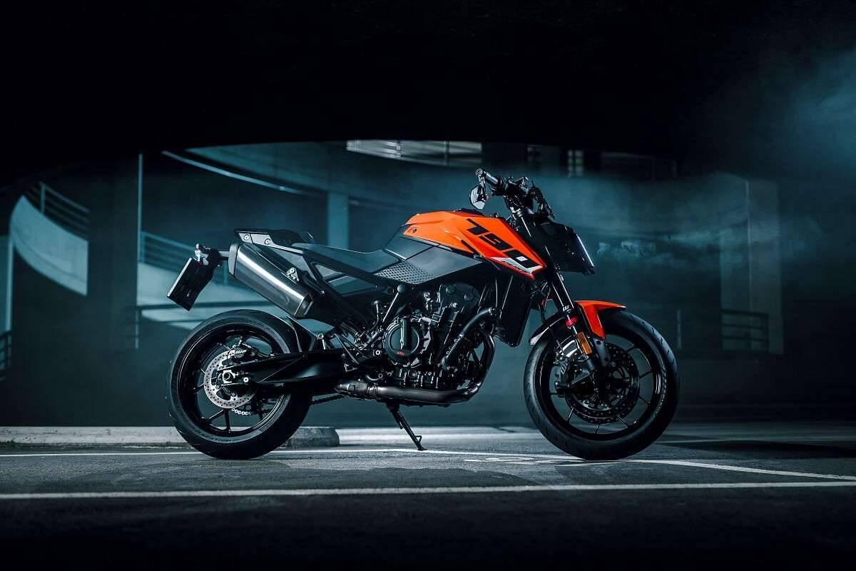 2027 KTM 790 Duke