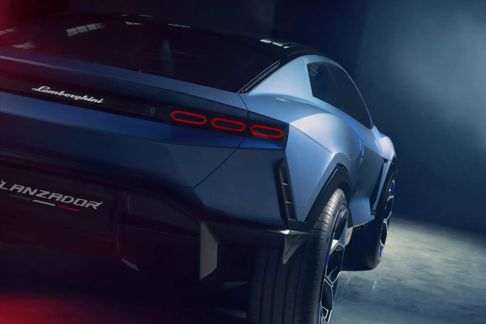 Lamborghini Lanzador PHEV