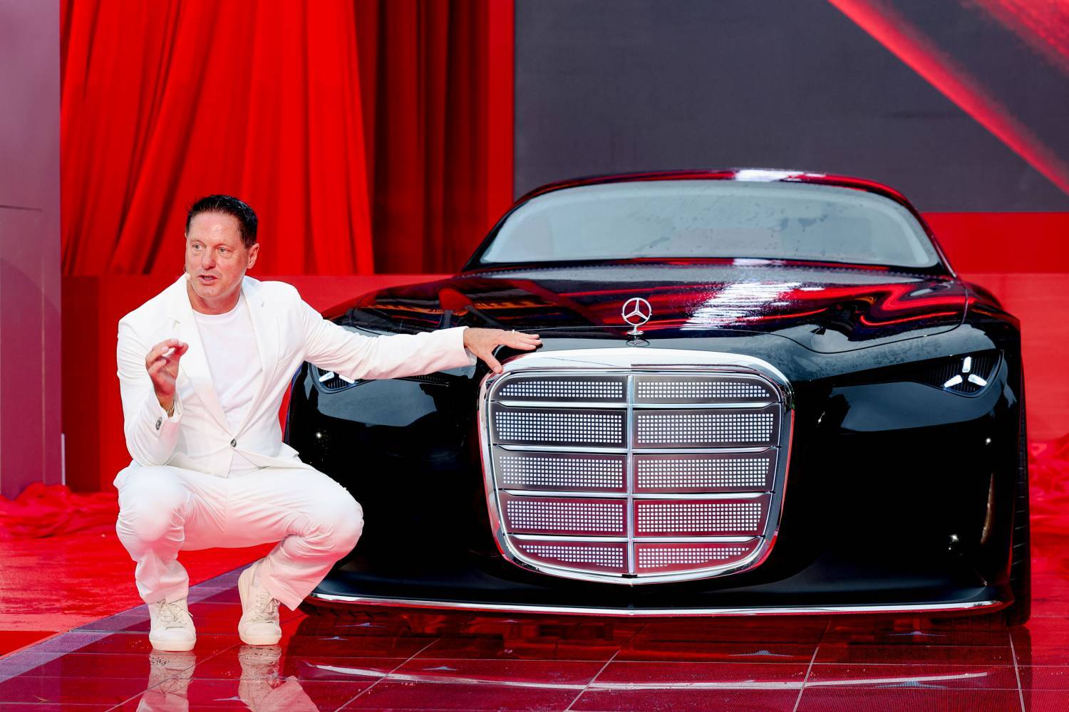 Mercedes-Benz Vision Iconic Concept