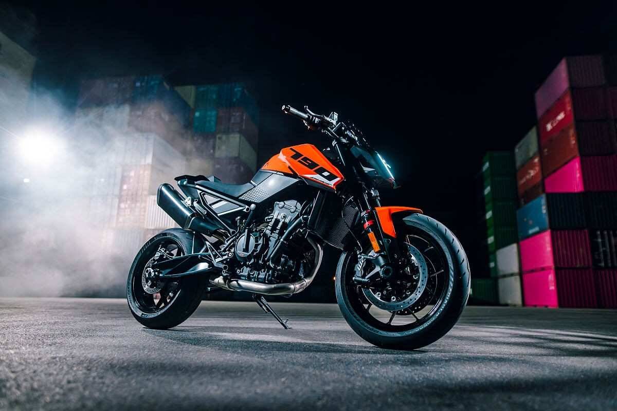 2027 KTM 790 Duke