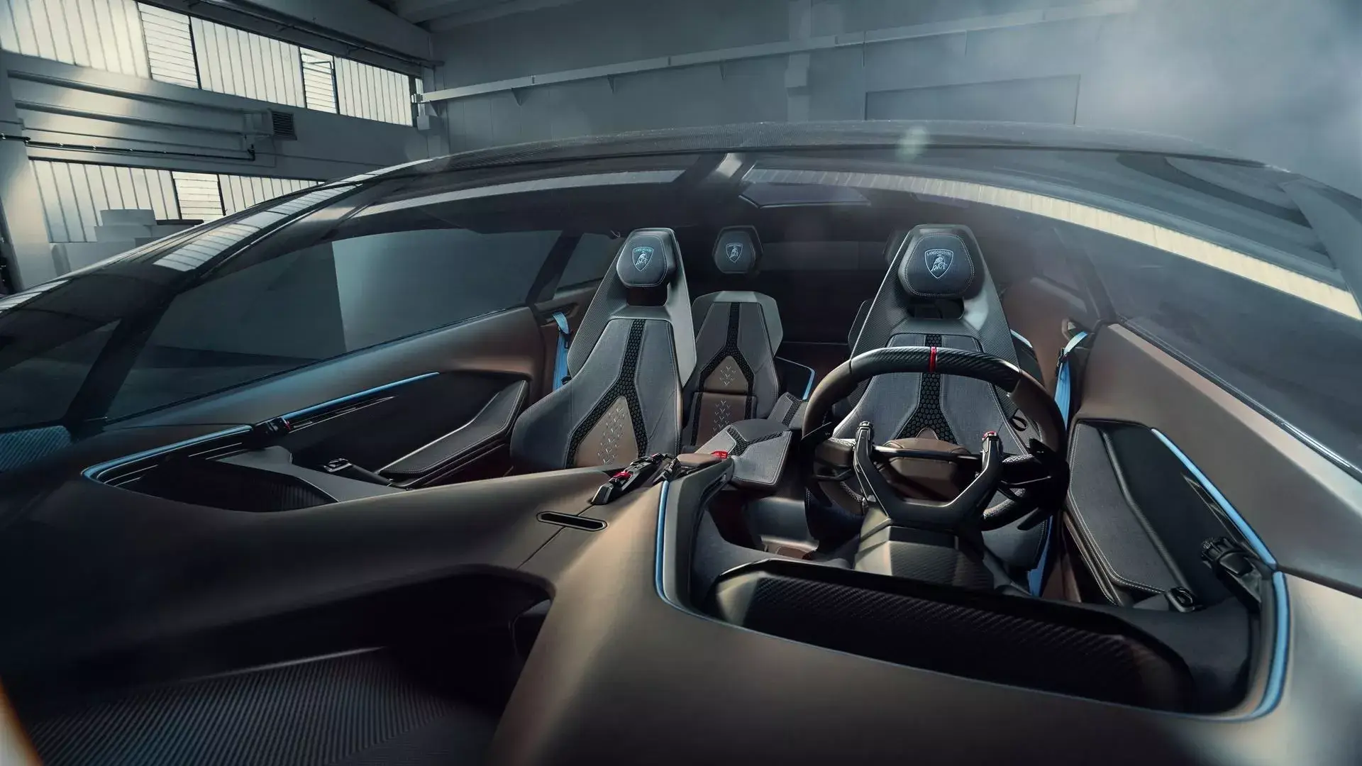 Lamborghini Lanzador PHEV