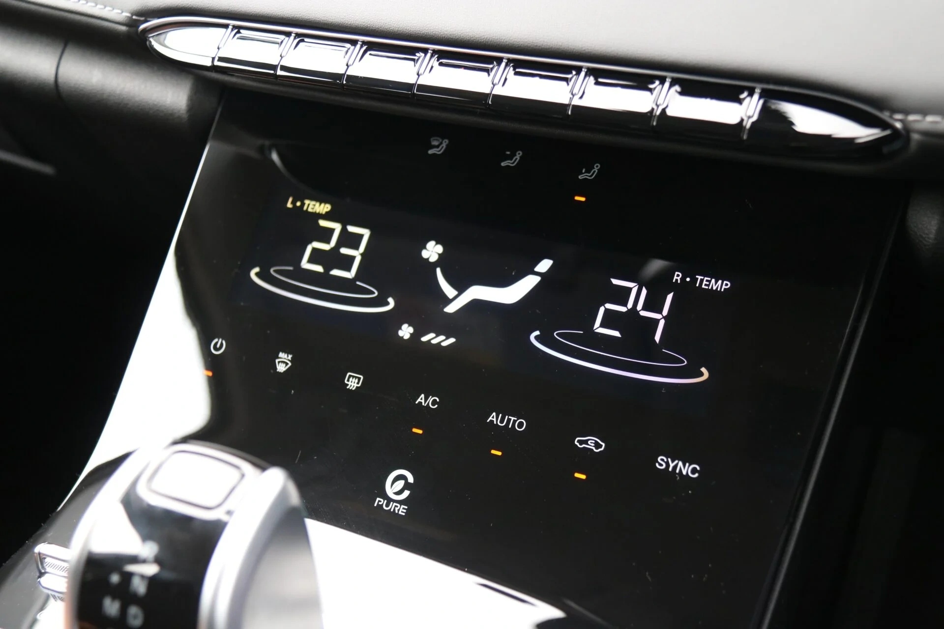 2025 Chery Tiggo 4 Review – Price, Features, Safety, Hybrid Options & Sales Success