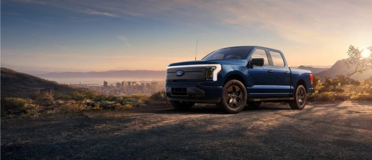 2025 Ford F-150 Lightning (4)