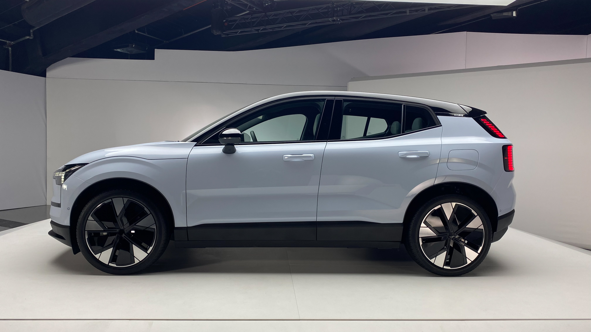 2025 Volvo EX30 Review – Price, Range, Performance, Interior & EV Features