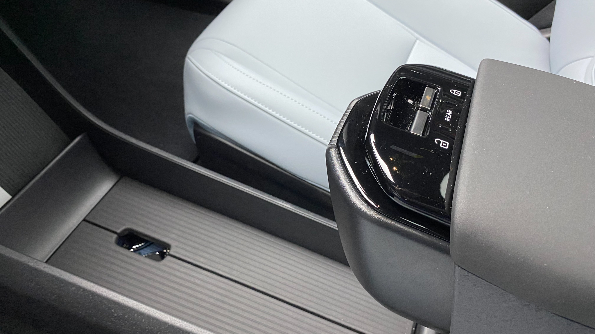 2025 Volvo EX30 Review – Price, Range, Performance, Interior & EV Features