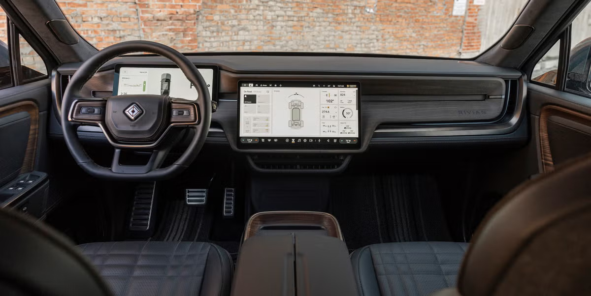 2026 Rivian R1S The Quad-Motor SUV Redefining Electric Off-Road Luxury (17)