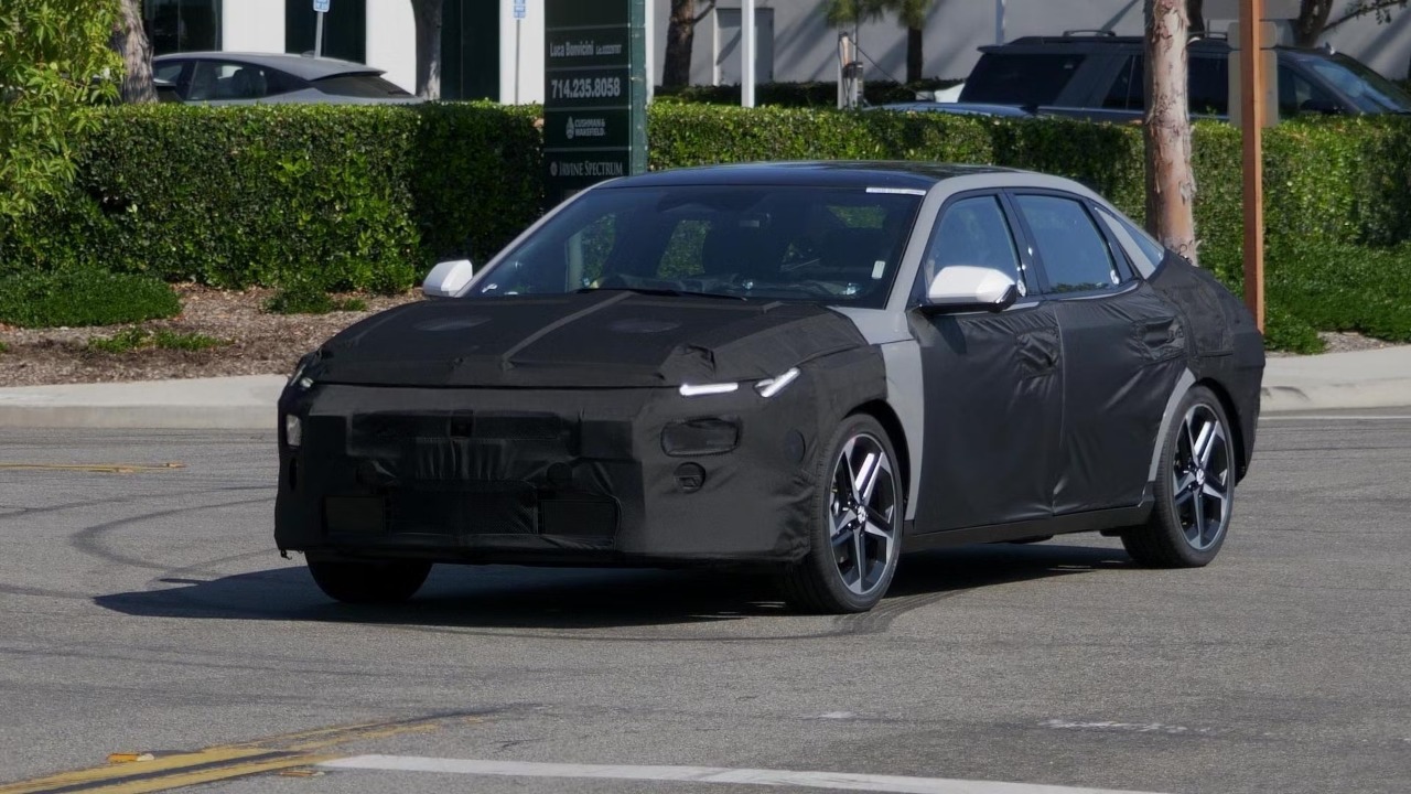2027 Hyundai Elantra
