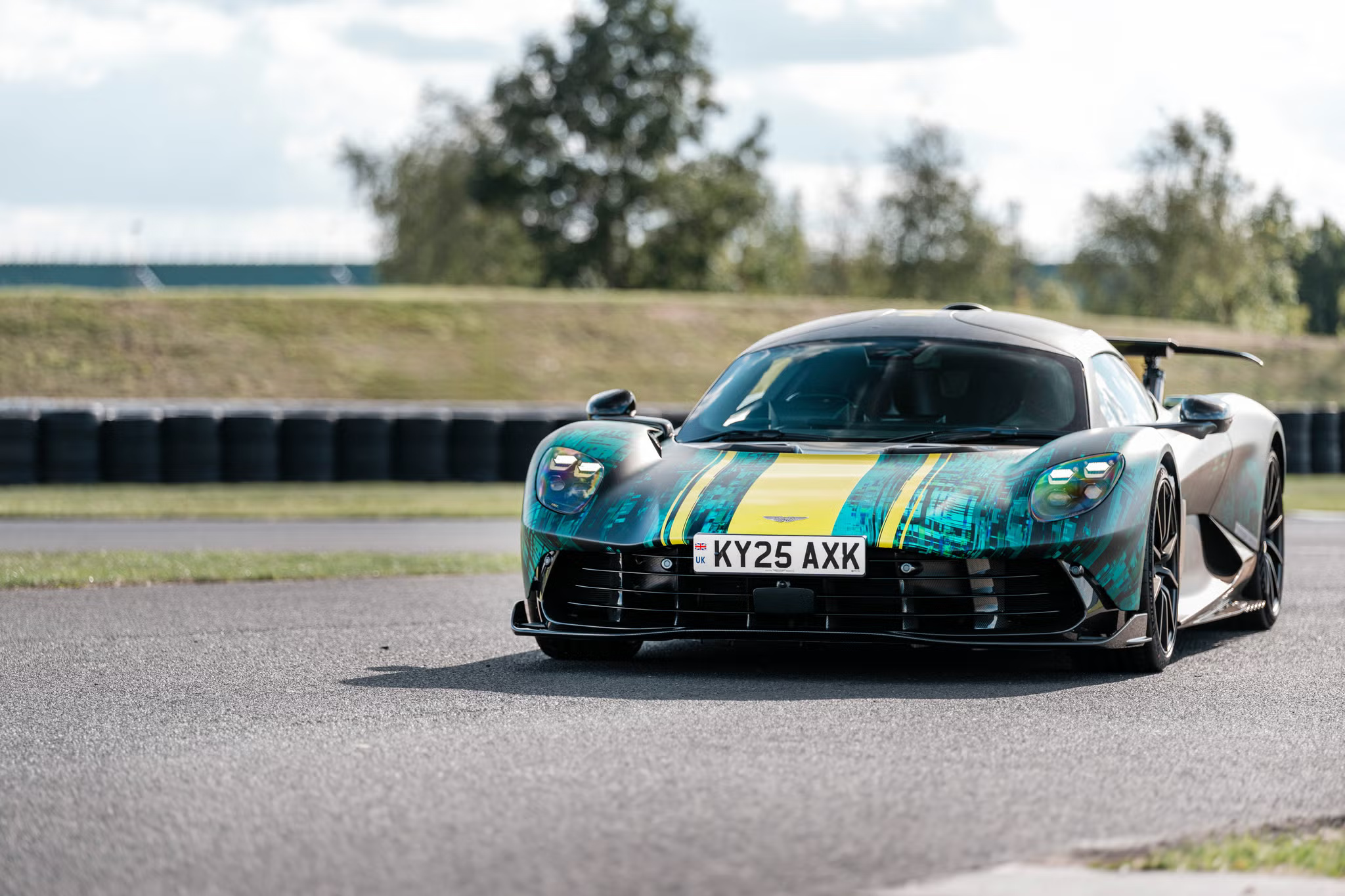 Aston Martin Valhalla 2026 The Hybrid Supercar Redefining Performance