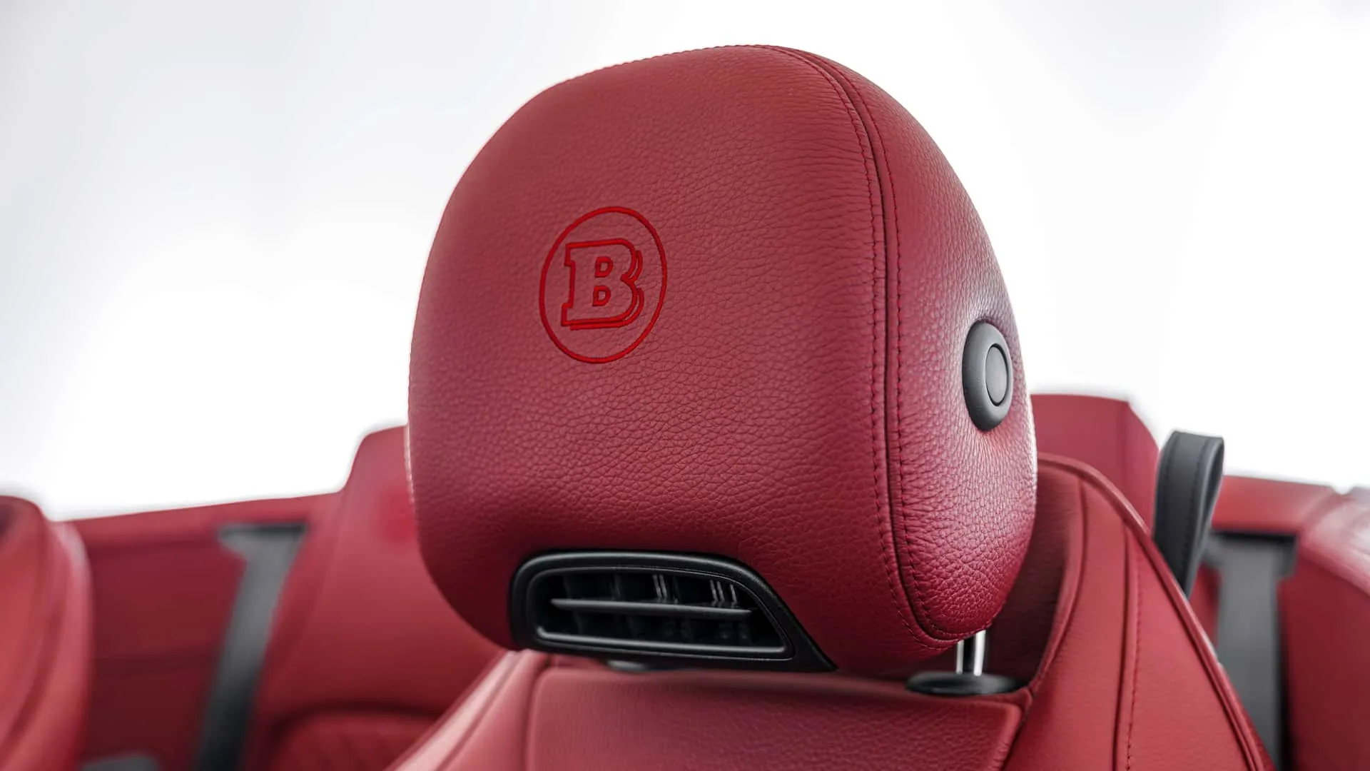 Brabus Rocket GTC Deep Red – 1,000 HP Convertible, Price, Specs & Review