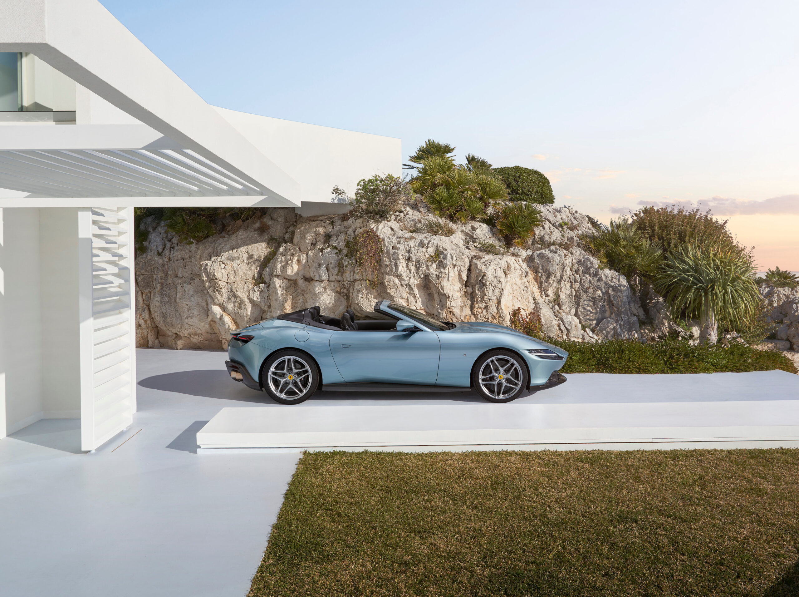 Ferrari Roma Spider 2026 The Last V8 GT & What Comes Next