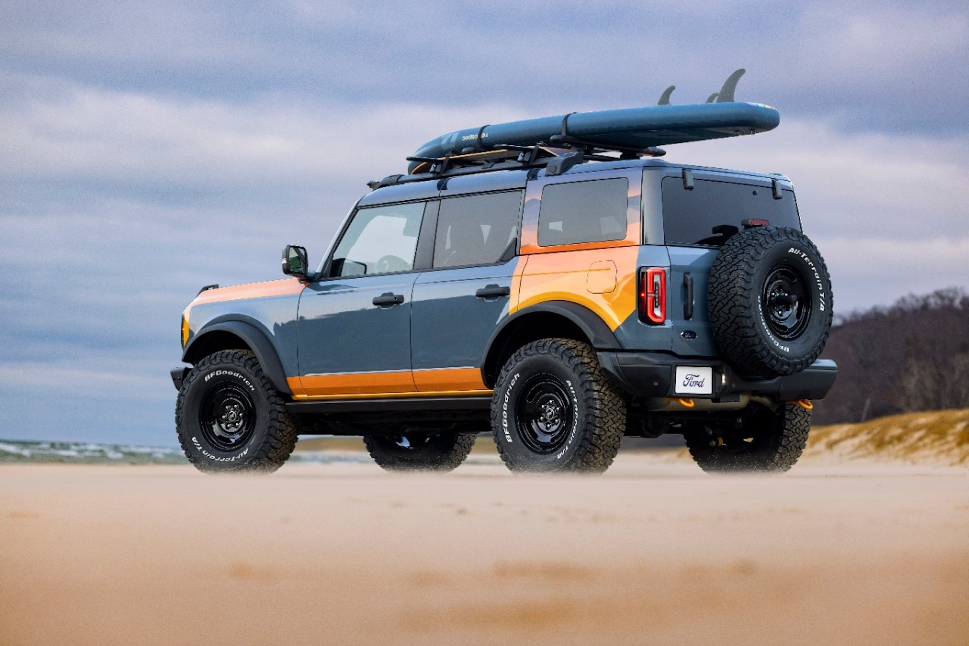 Ford Bronco Silver Lake Dunes – 60th Anniversary Custom Edition Off-Road SUV Upgrades