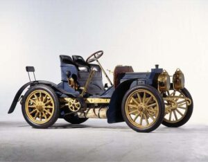 Mercedes-Benz Simplex 1902 grille designn