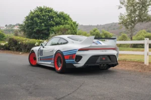 Rezvani RR1 Porsche 911 Martini Racing livery front view

