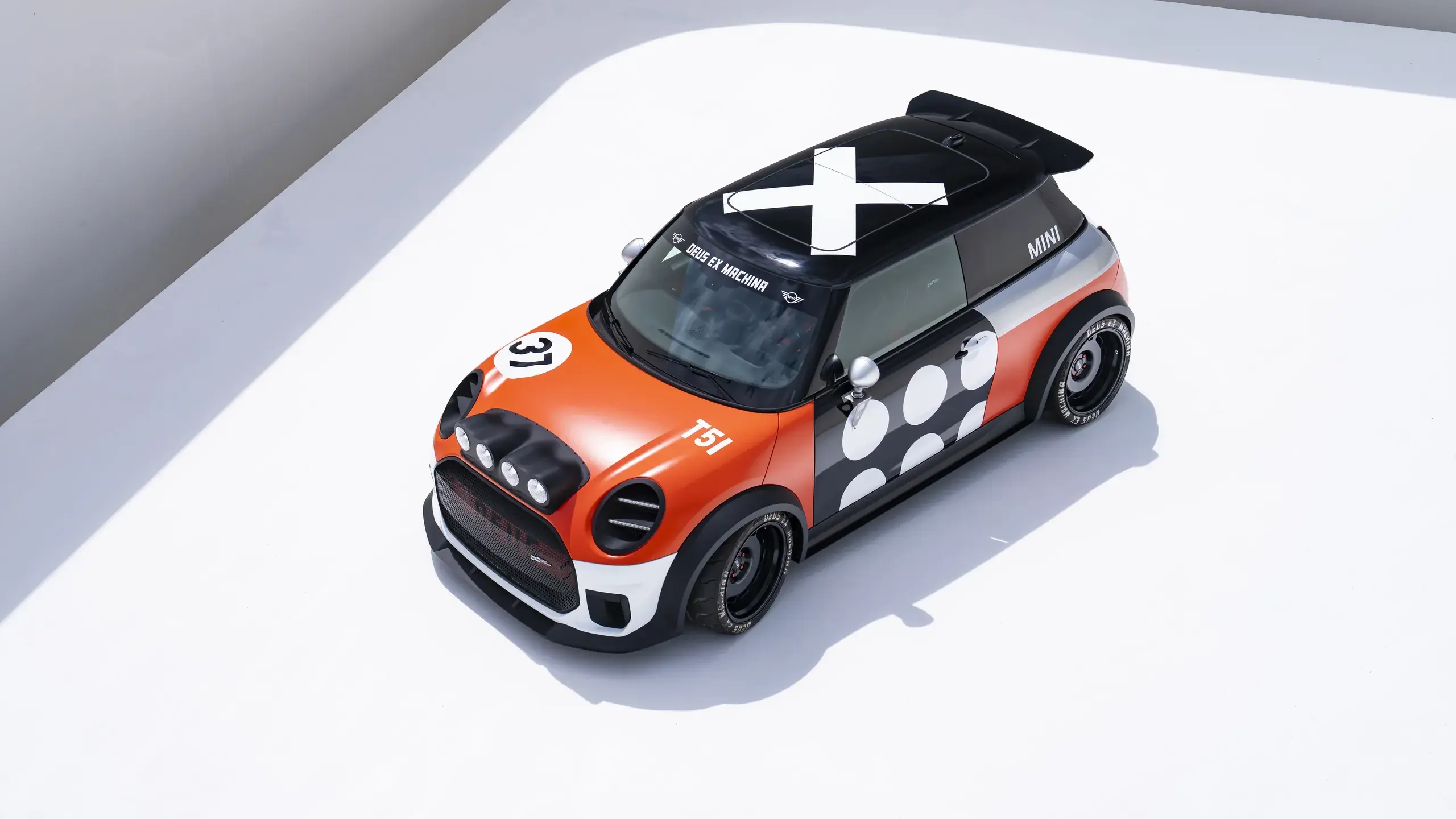 MINI JCW Skeg & Machina