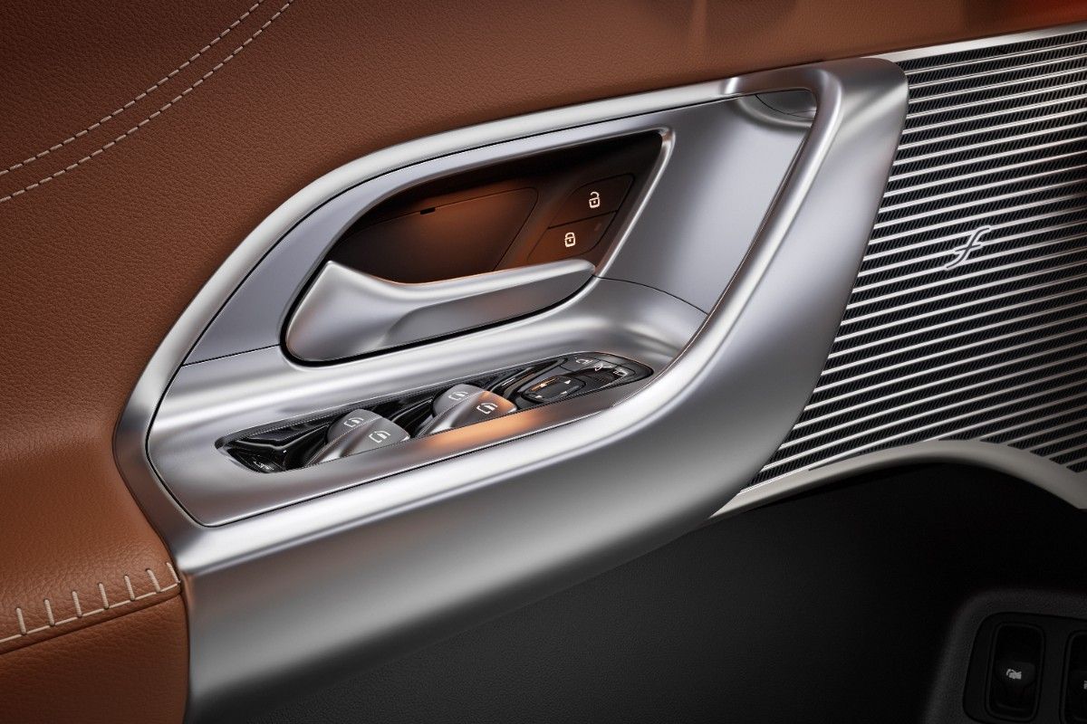 Mercedes GLC EQ 39.1-Inch Hyperscreen (3)