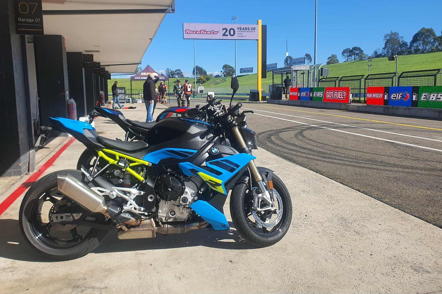 BMW S 1000 R Race