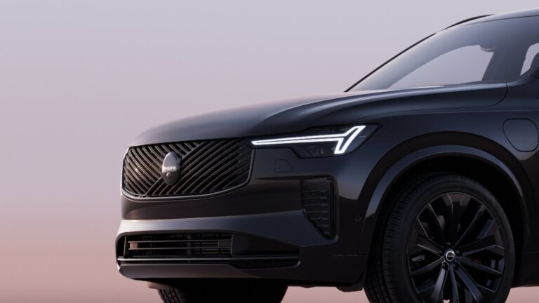 Volvo's XC90 Black Edition