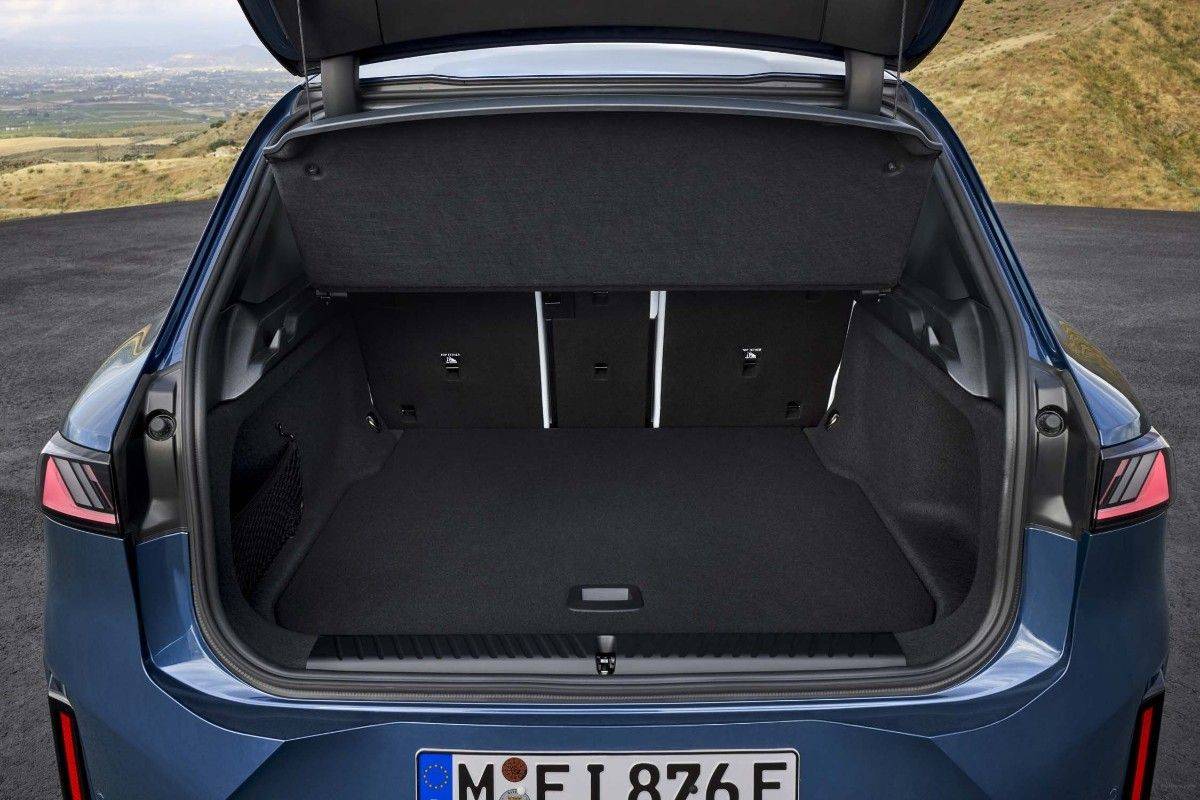 BMW iX3 Debut
