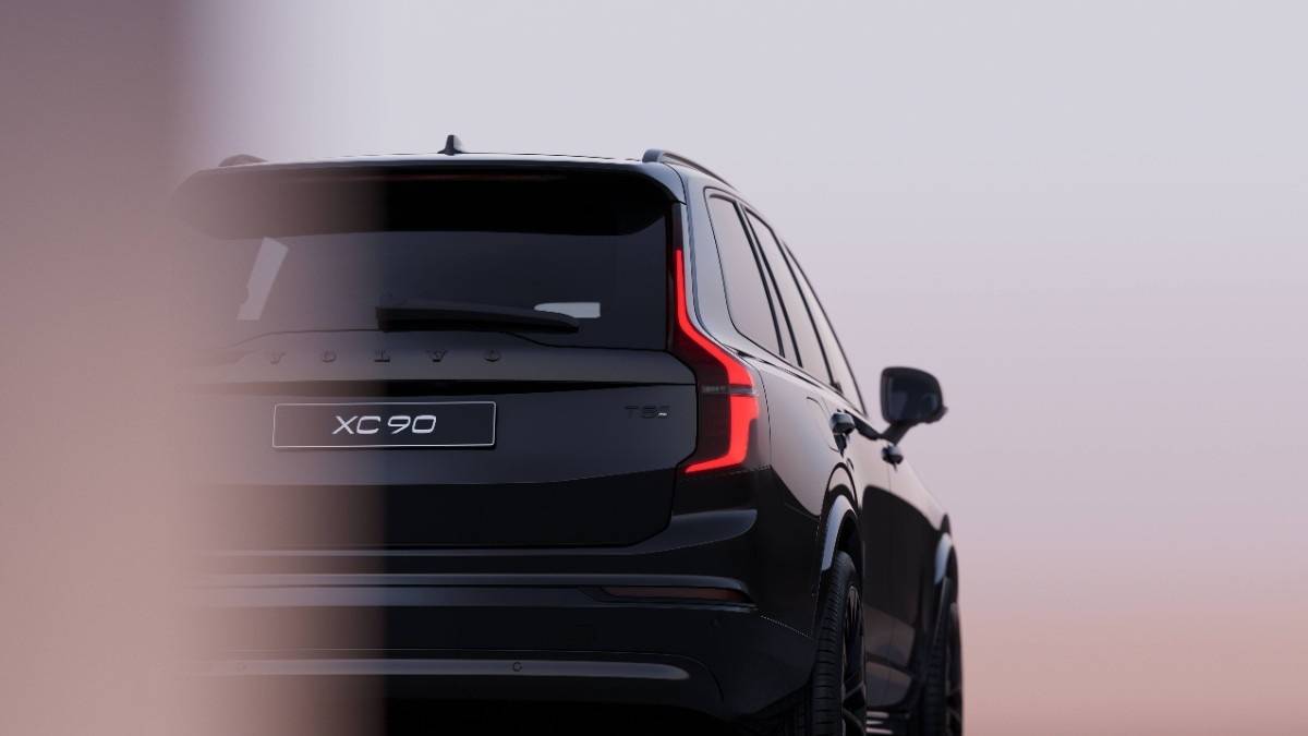 Volvo's XC90 Black Edition