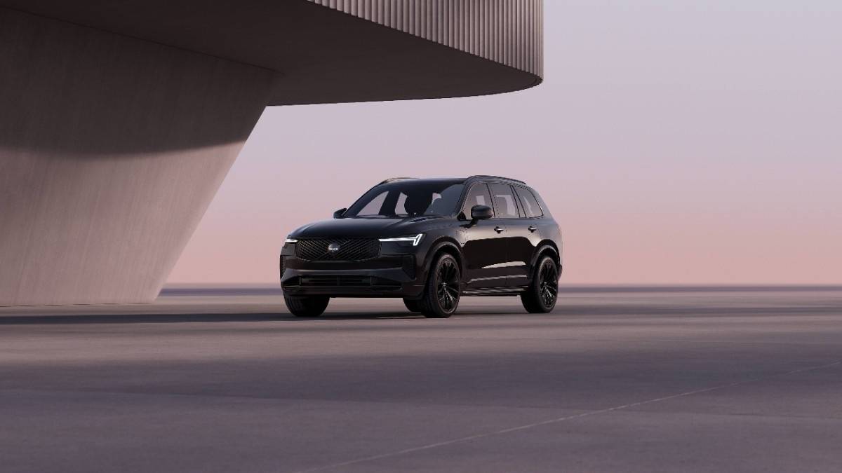 Volvo's XC90 Black Edition