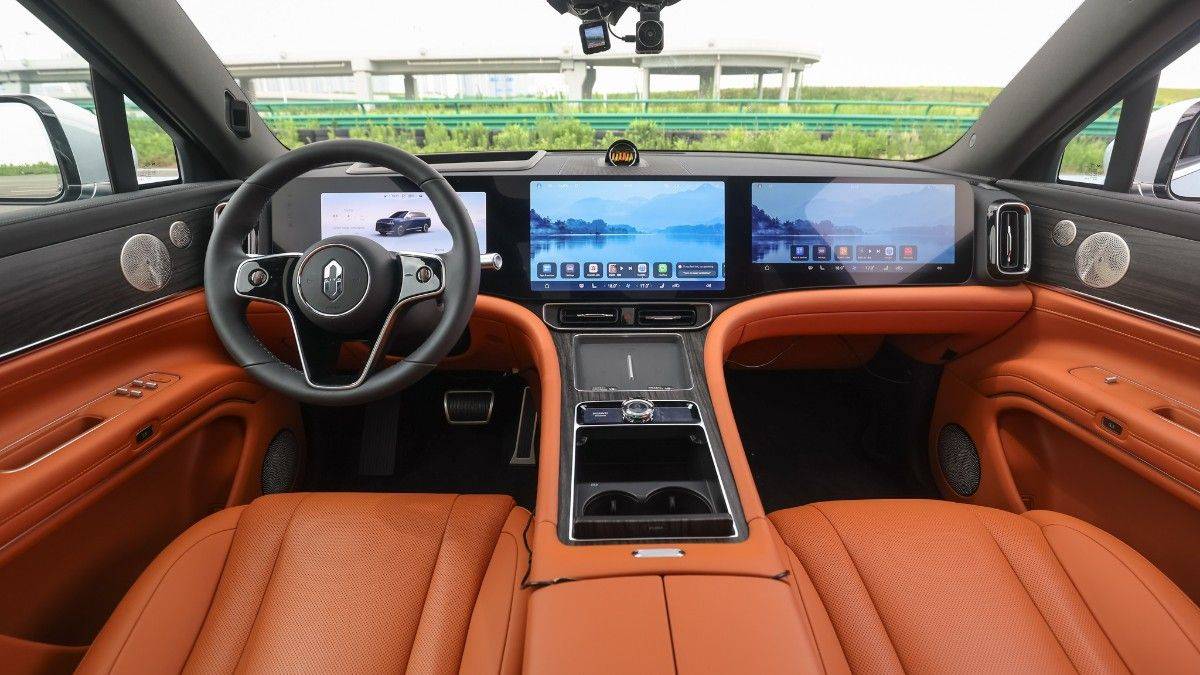 AITO Model 9 at IAA Munich 2025